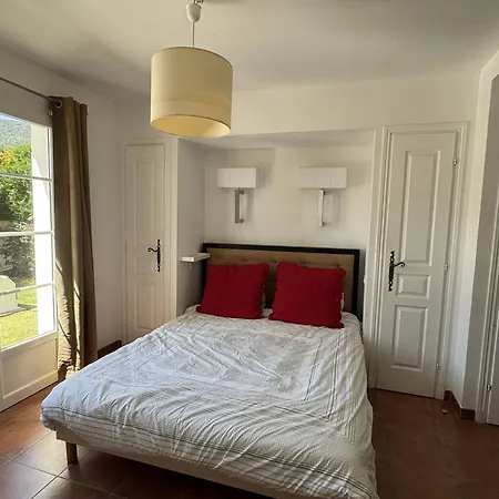 Villa Au Calme Avec Clim Et Piscine - Fr-1-100-369 *
